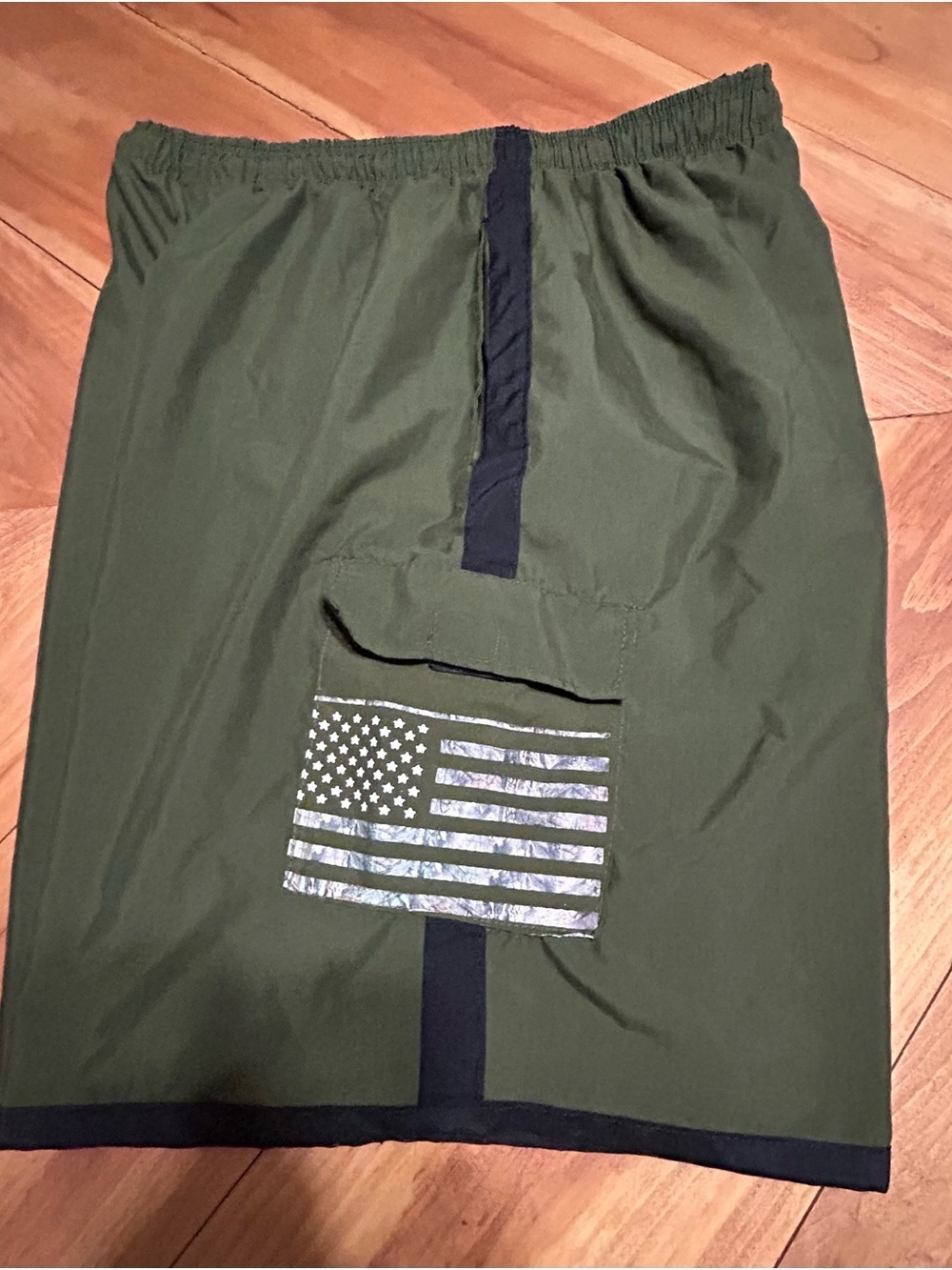 Mossy Oak Olive Green Men's Shorts with Black Trim and Flag Pocket